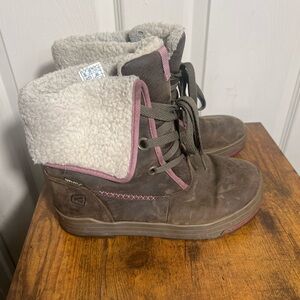 Keen Dry 53015-BRGN Snowmass Brown Leather Faux Fur Low Boots Size 9.5 Women’s